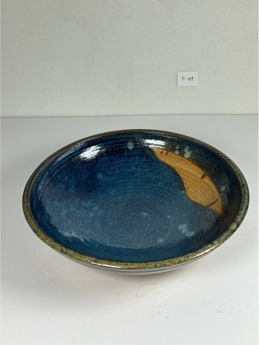 Vintage 1988 Artisan Hand-Thrown Pottery Bowl Blue Earth‎ Tone Signed F-11